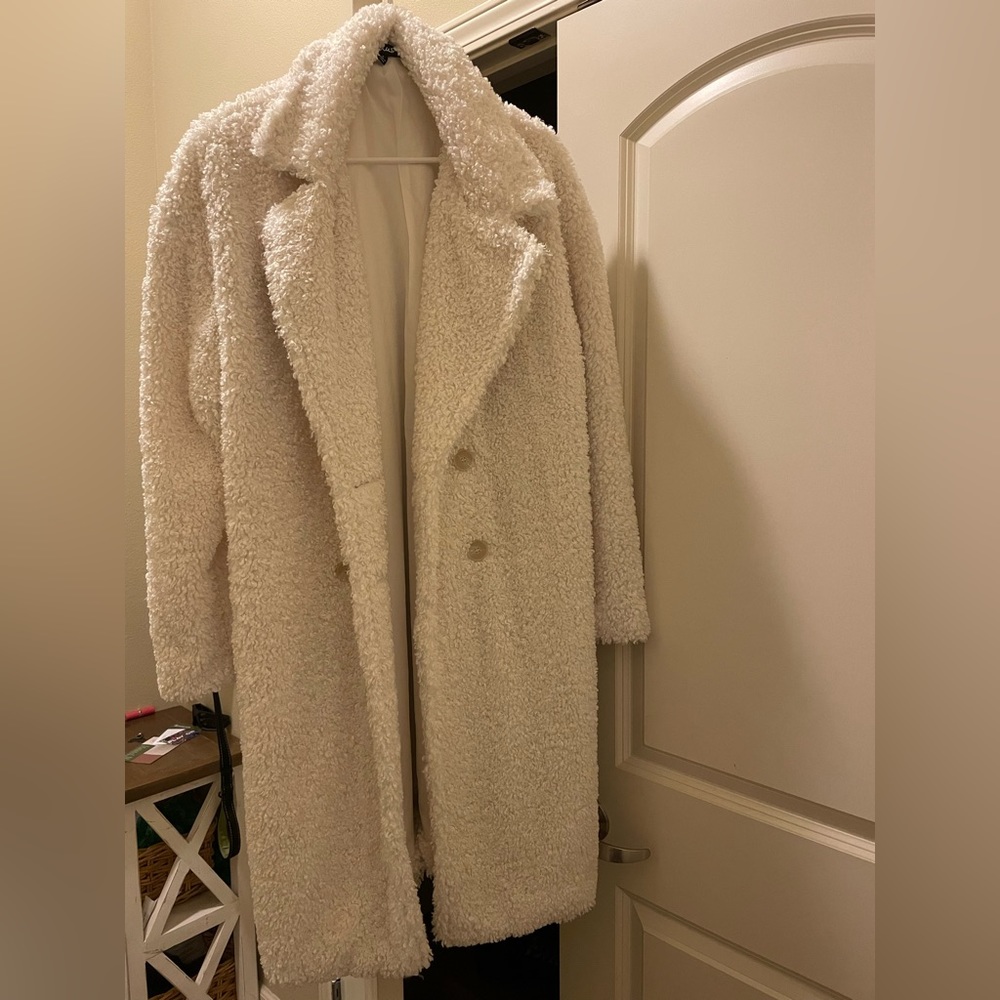 Lulus White Teddy Peacoat Size S